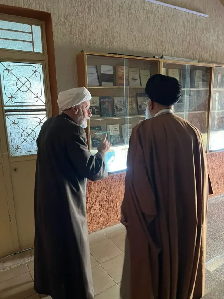 الباحث السيد صادق الموسوي يزور مركز مركز بهاء الدين العاملي