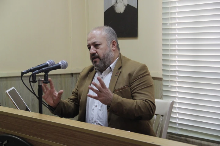 اللقاء الثقافي العلمي الفيزياء الفلكية والدين والانسان