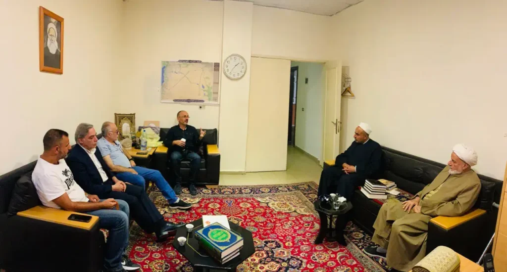 زيارة وفد برئاسة الشيخ تمام أحمد