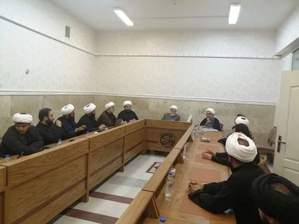 من أجواء المحاضرة التي قدّمها سماحة الشيخ جعفر المهاجر