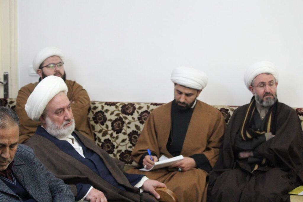 من أجواء محاضرة محاضرات في أصول البحث 